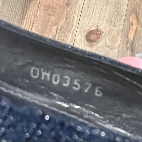 Stuart Weitzman Black Curvia Textured Pointed Toe Pumps Shoes 8 M - Picture 11 of 13